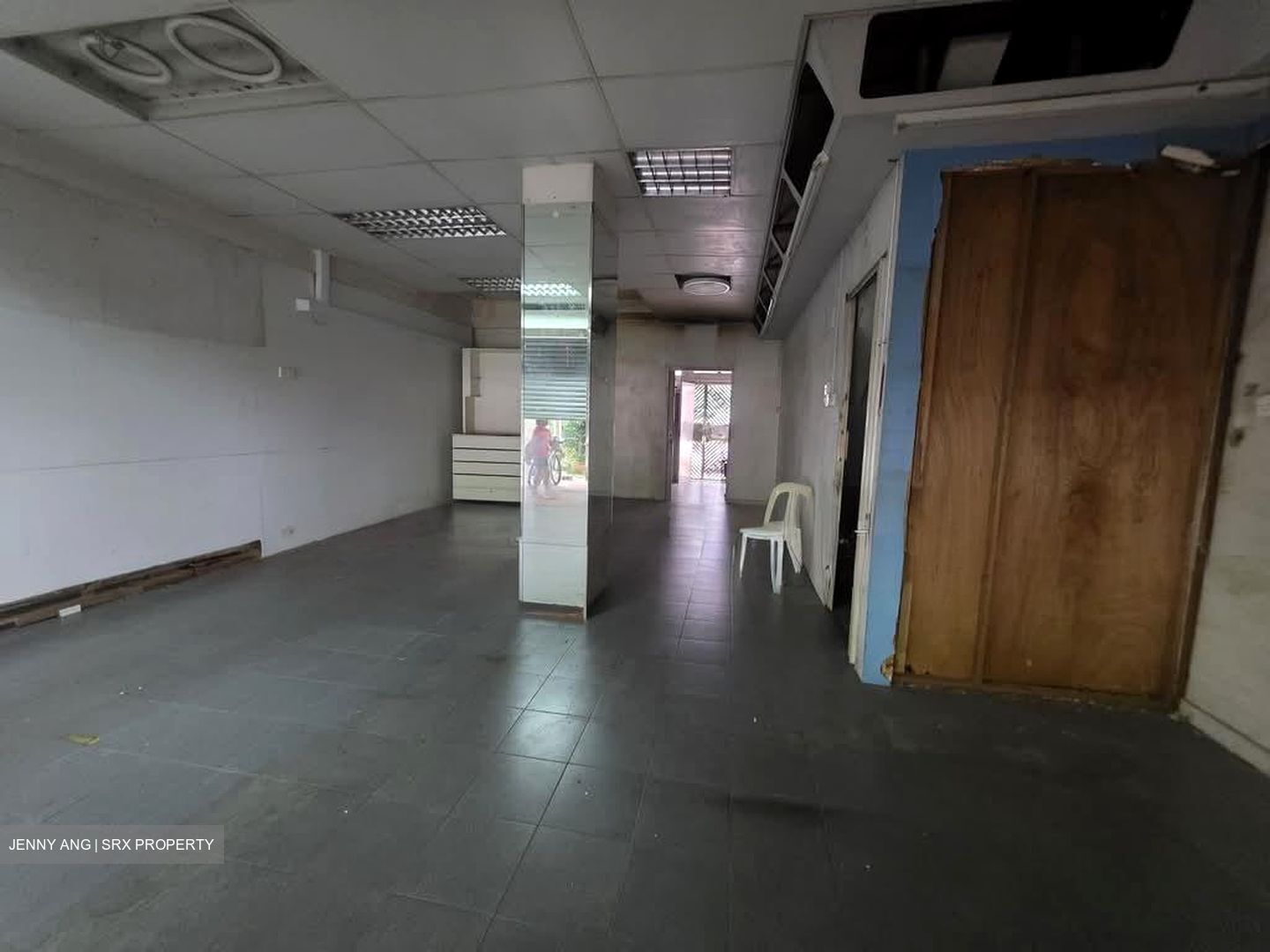 Bukit Batok West Avenue 8 (D23), Shop House #560604471